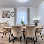 Deno&melly By Interhome * Marčana