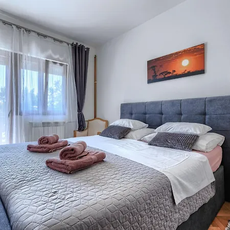 Deno&melly By Interhome